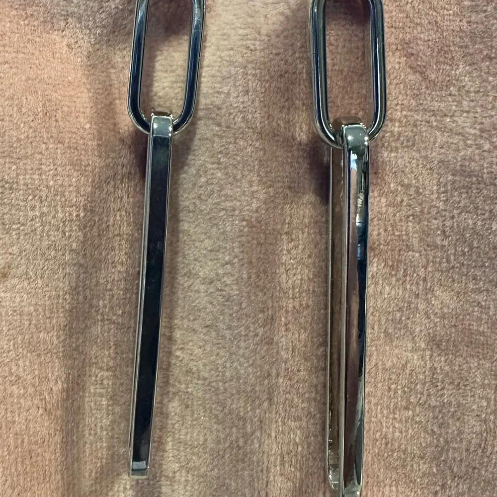 Sleek Silver Chain Drop Earrings - Picture 3 of 5